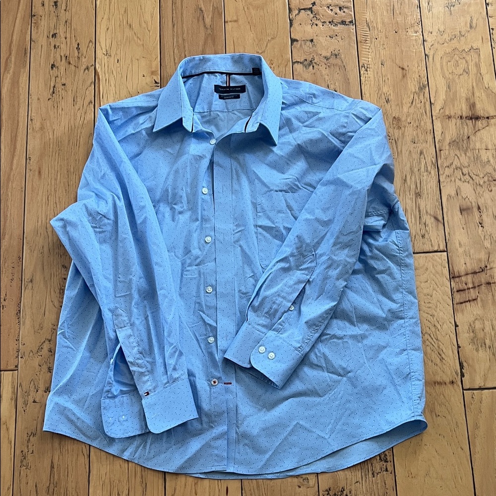 Tommy Hilfiger Light Blue Casual Button Down Shirt